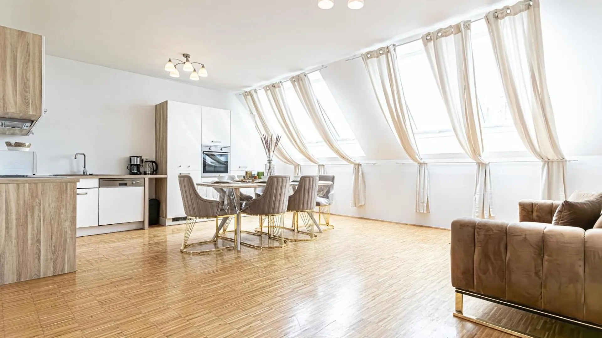 Luxury 3Br And1 Lr Apartment In The Heart Of Vienna