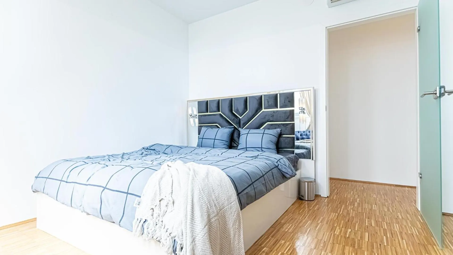 Luxury 3Br And1 Lr Apartment In The Heart Of Vienna