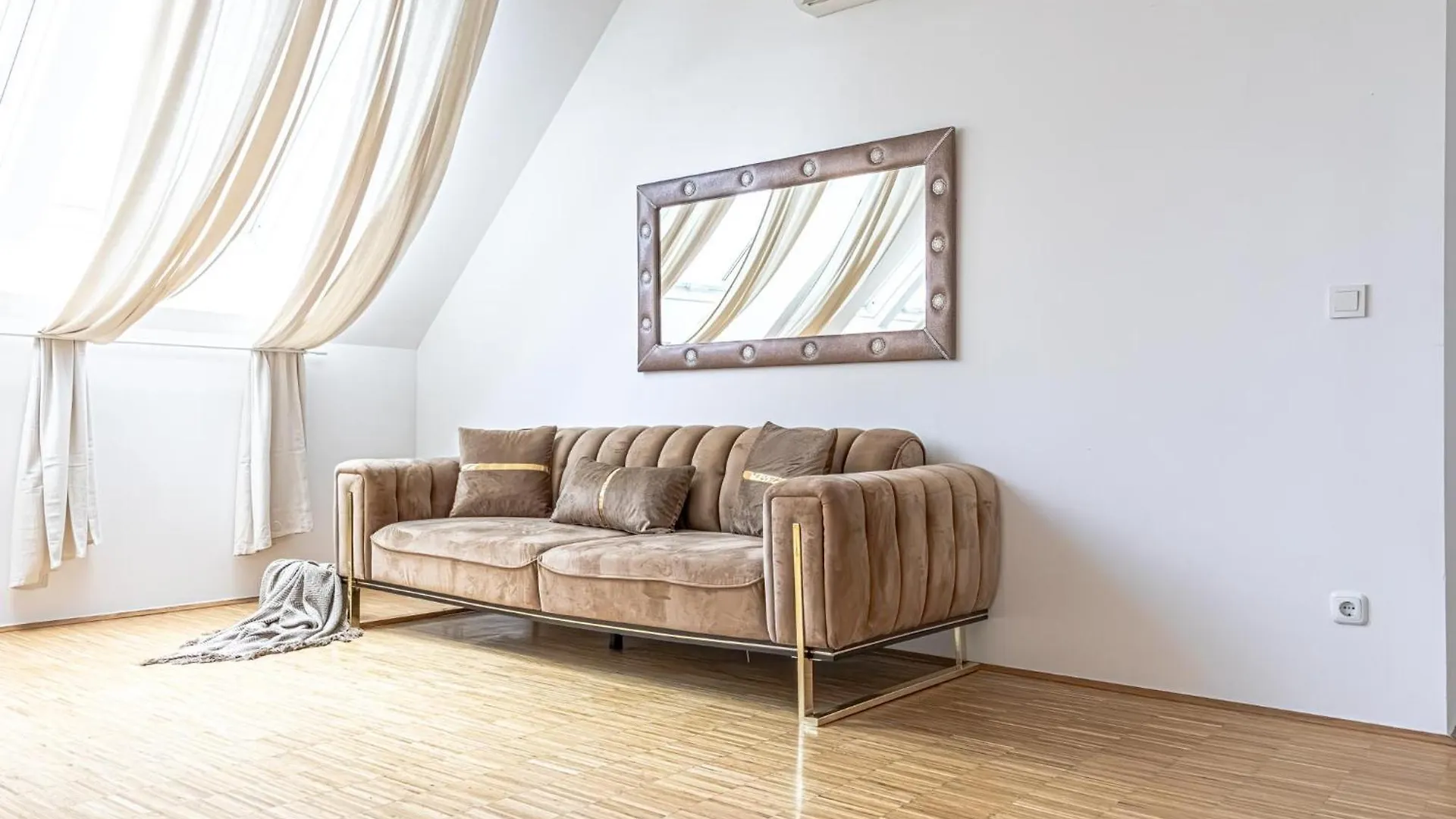 Luxury 3Br And1 Lr Apartment In The Heart Of Vienna 0*,