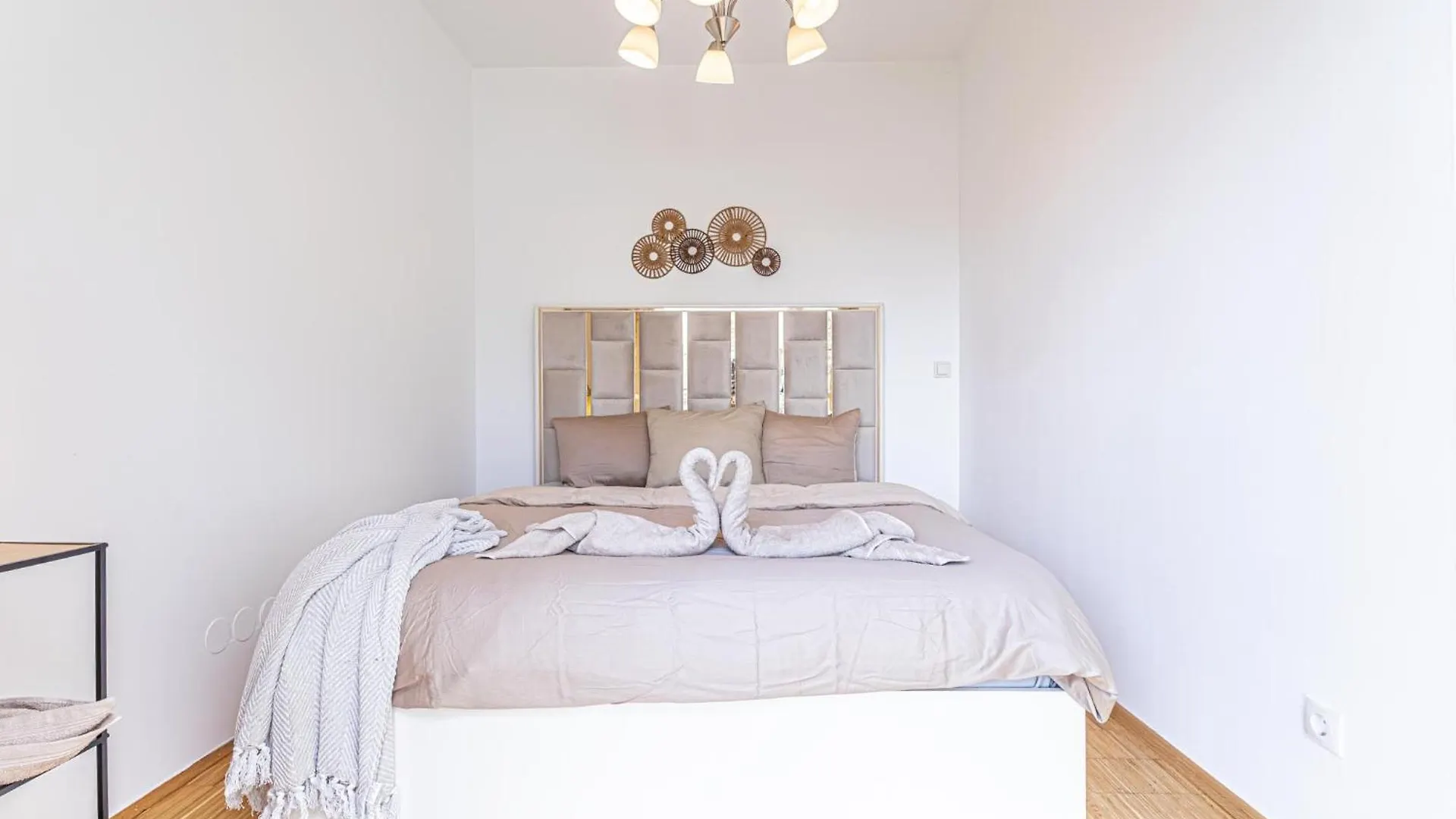 Luxury 3Br And1 Lr Apartment In The Heart Of Vienna