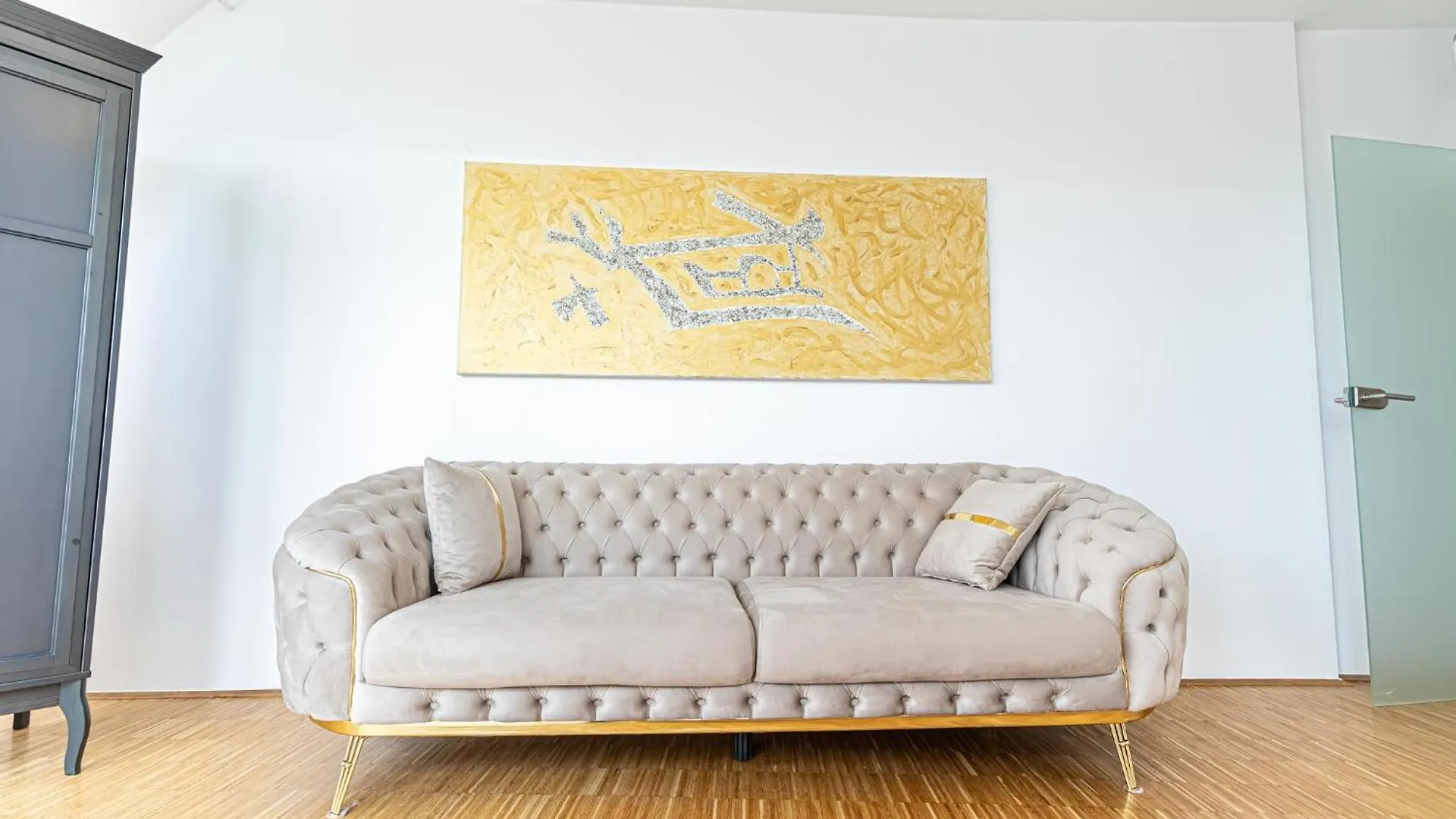 Luxury 3Br And1 Lr Apartment In The Heart Of ウィーン オーストリア